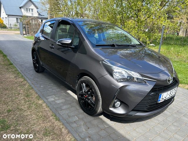 Toyota Yaris 1.5 Premium CVT - 3