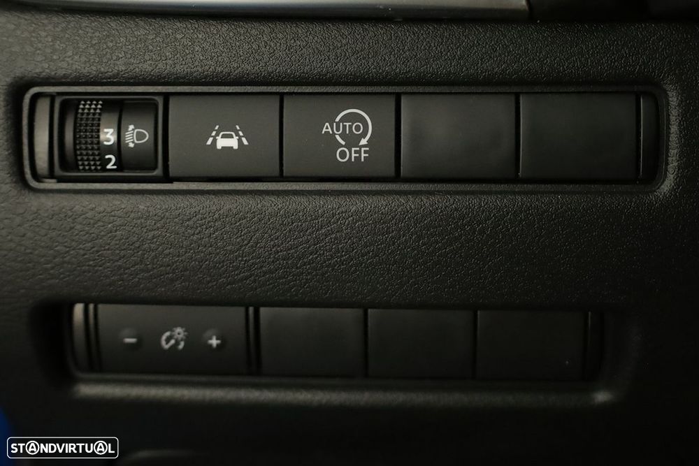 Nissan Qashqai 1.3 DIG-T N-Connecta - 19