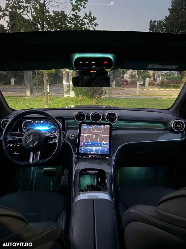 Mercedes-Benz GLC 300 d 4MATIC MHEV - 35