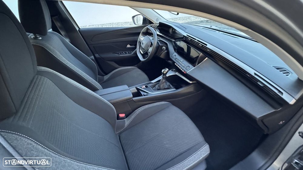 Peugeot 308 1.2 PureTech Allure - 10