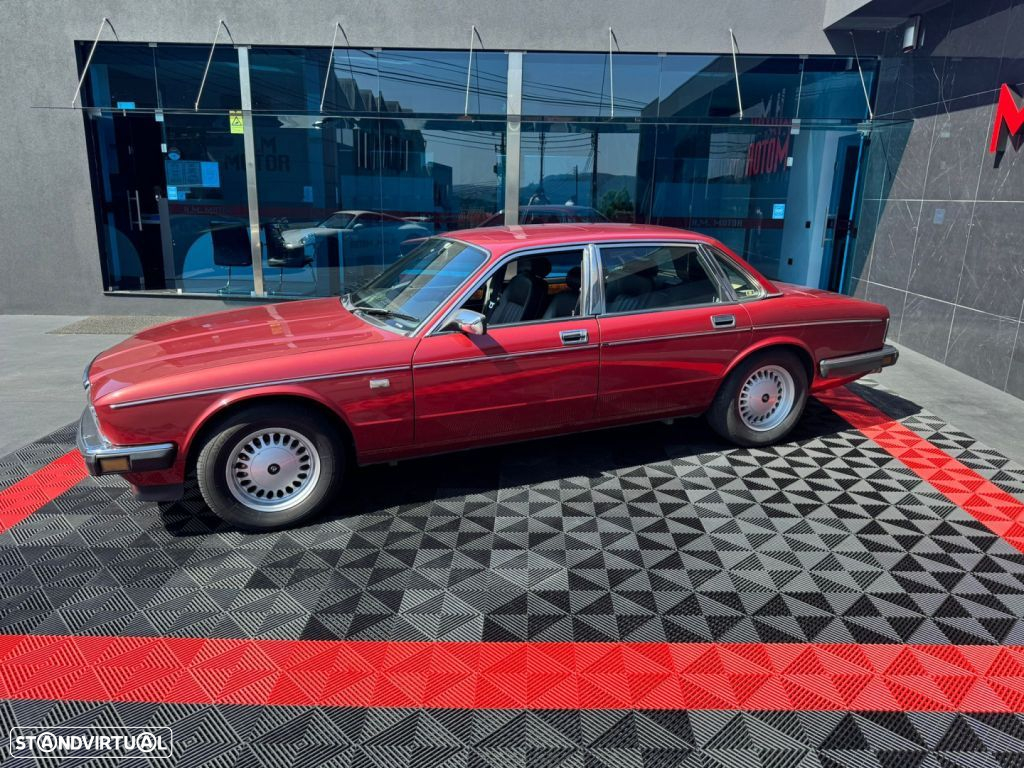 Jaguar Daimler 4.0 - 3