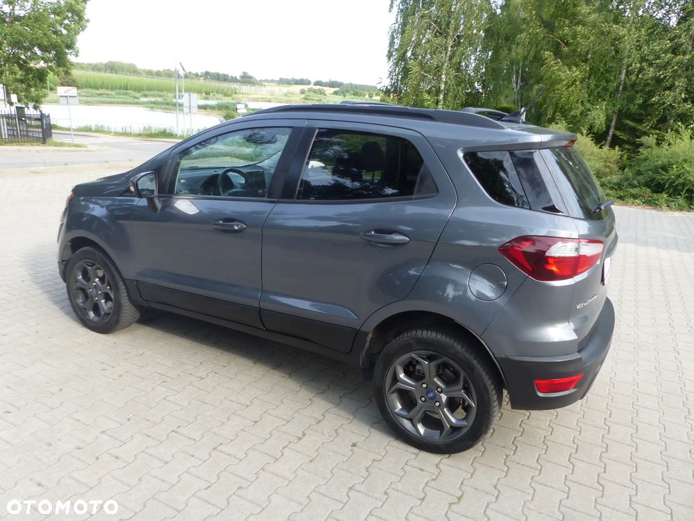 Ford EcoSport - 11