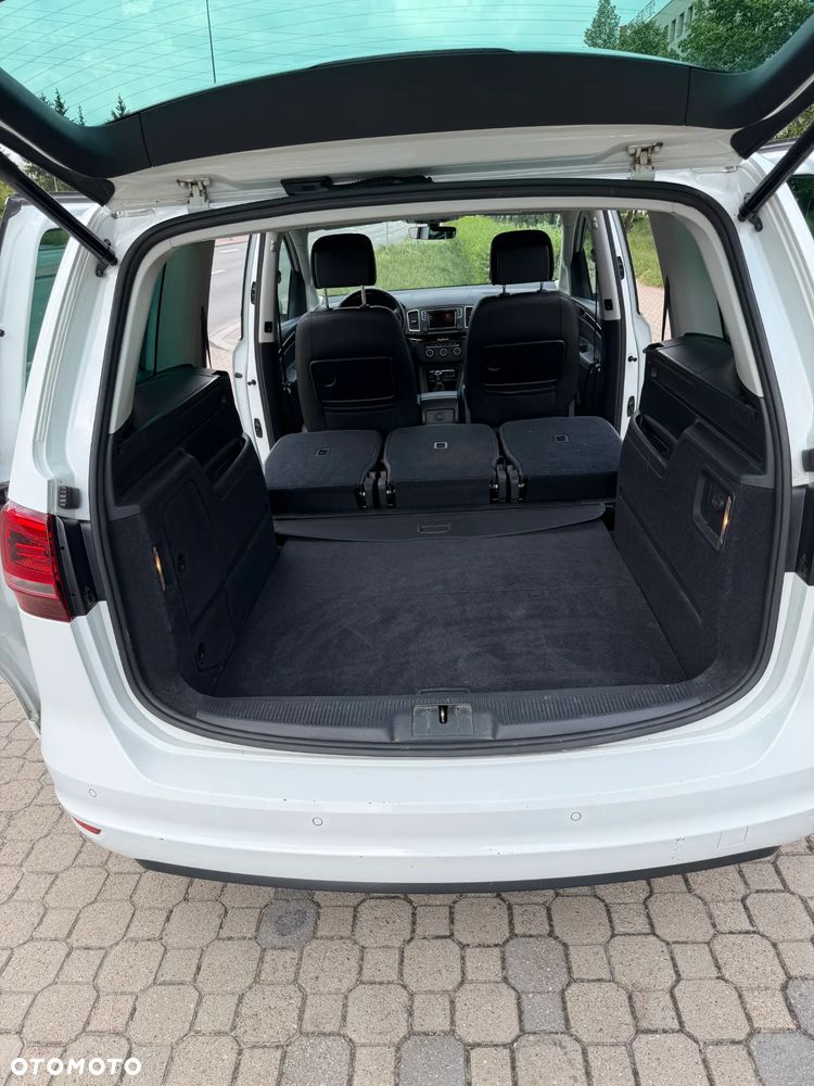 Volkswagen Sharan 2.0 TDI BMT Highline - 17