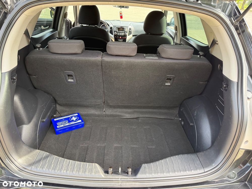 SsangYong/KGM Tivoli - 17