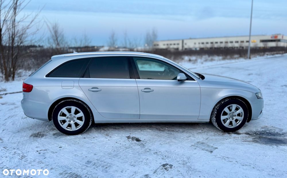 Audi A4 Avant 2.0 TDI DPF Ambiente - 6