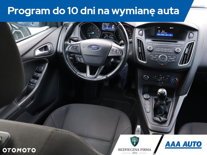 Ford Focus - 8