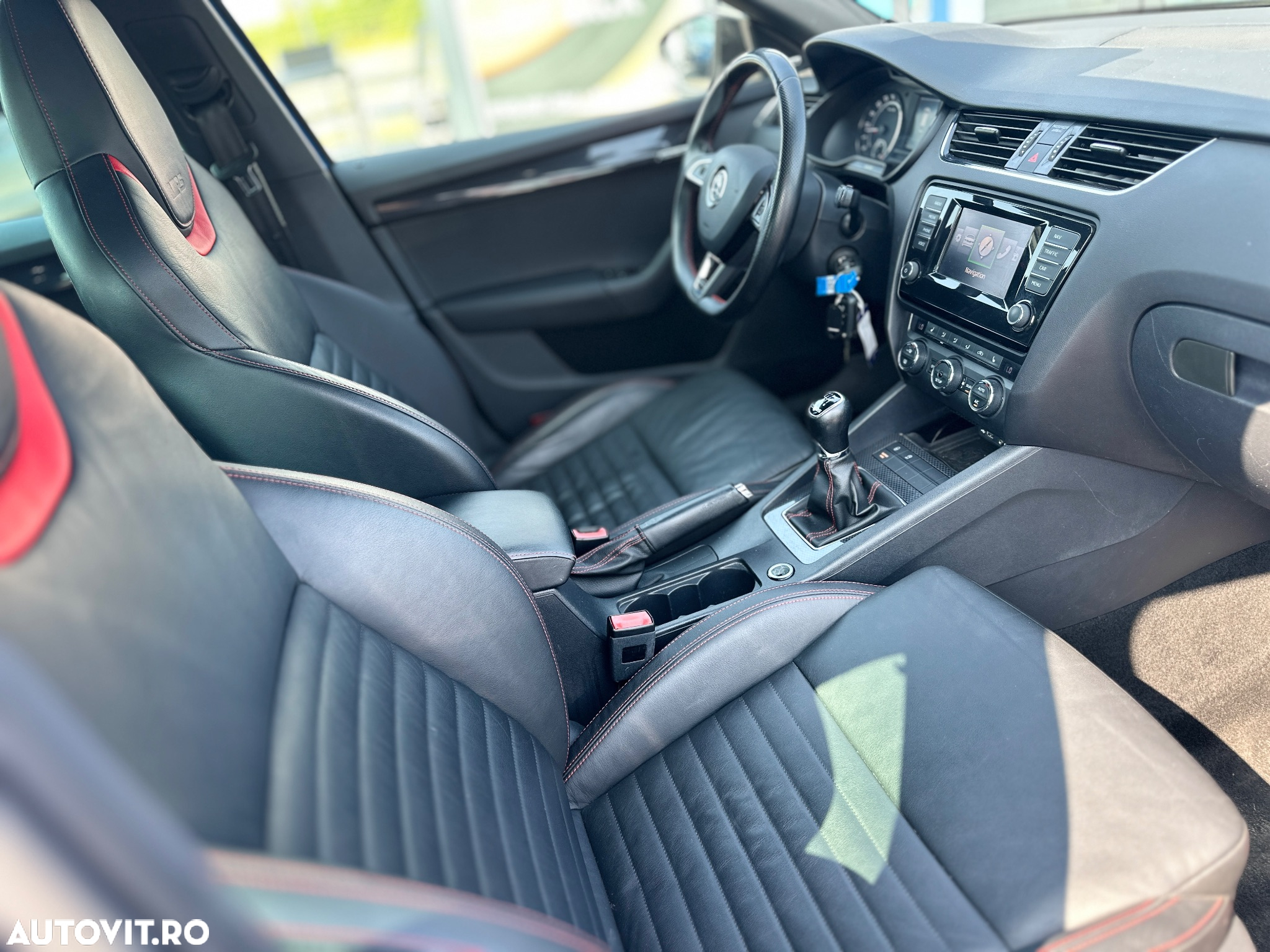 Skoda Octavia Combi 2.0 TDI (Green tec) RS - 6