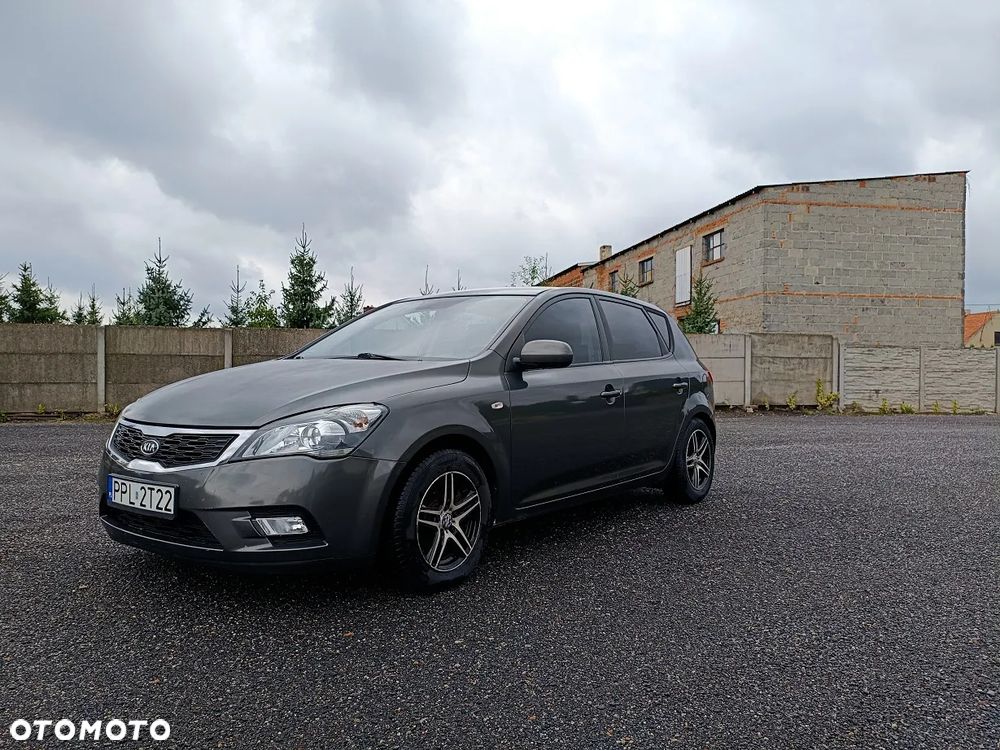 Kia Ceed - 2