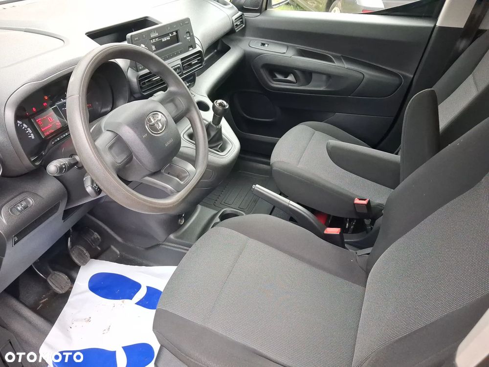 Toyota Proace City D-4D Long 2,3t Active (bryg.) - 9