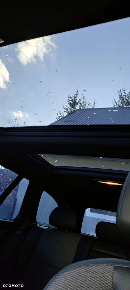 Mercedes-Benz Klasa C 180 CGI Automatik BlueEFFICIENCY Avantgarde - 24