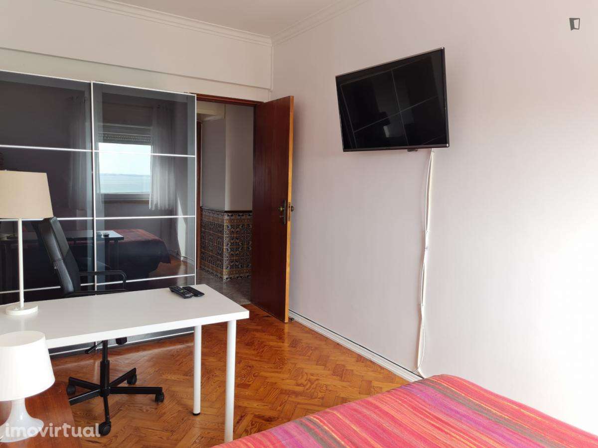 Quarto - localizado em Santa Apolónia Lisbon - Grande imagem: 5/43