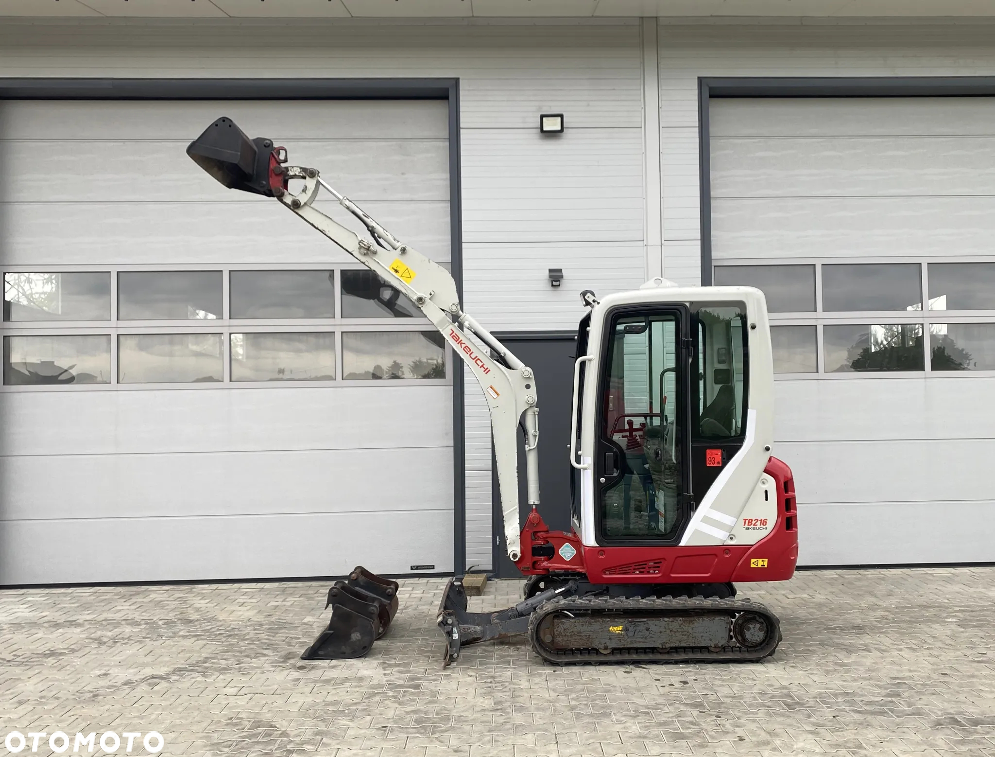 Takeuchi TB216 Minikoparka - 12