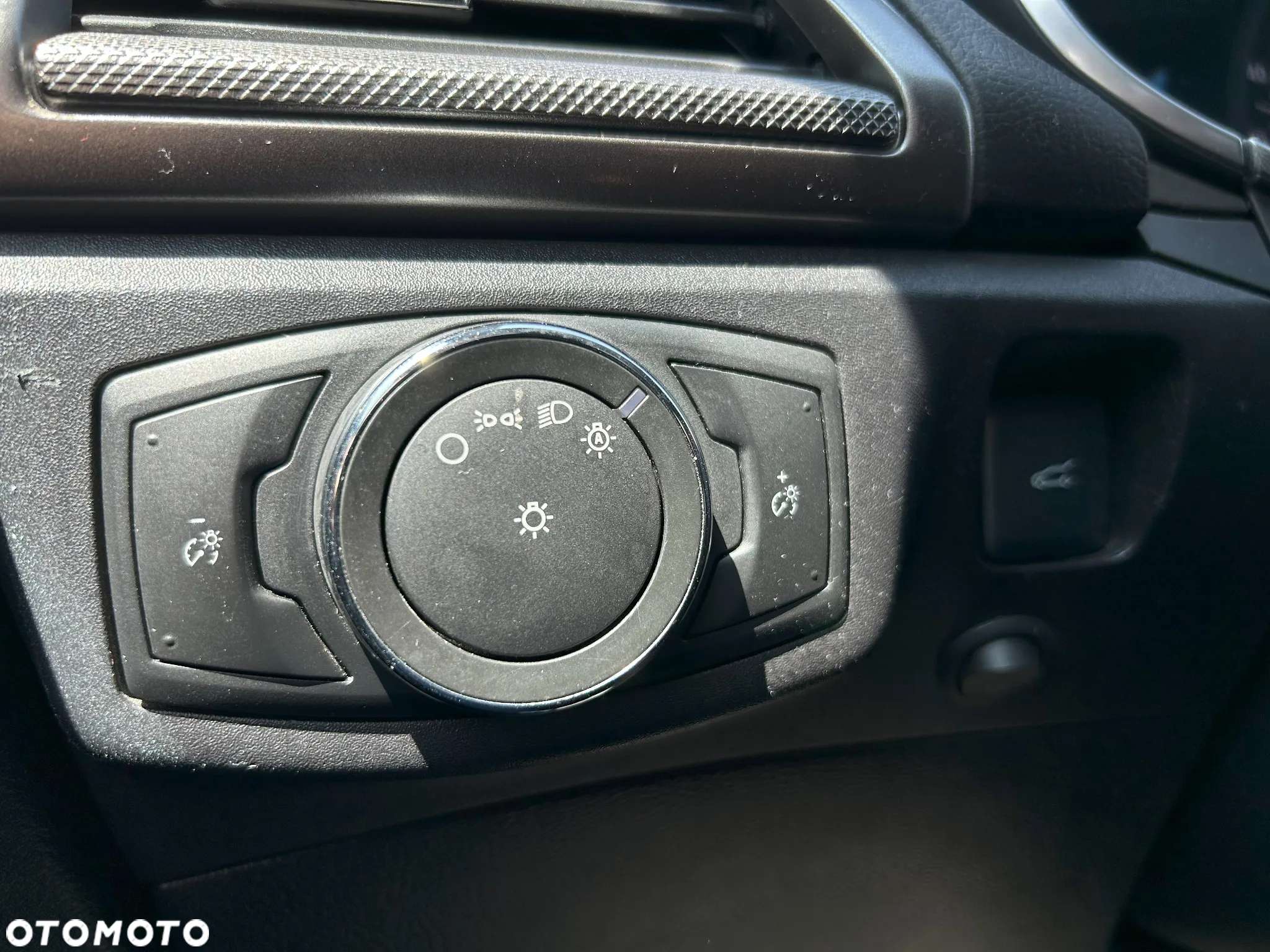 Ford Fusion - 23