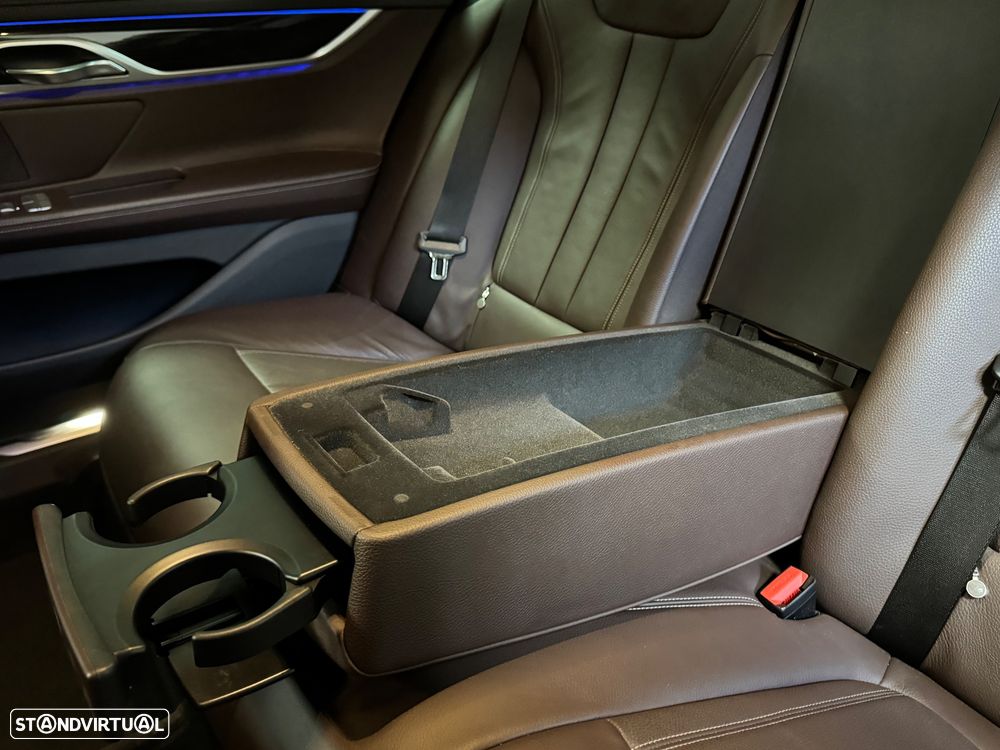 BMW 740 d xDrive Pack M Auto - 55