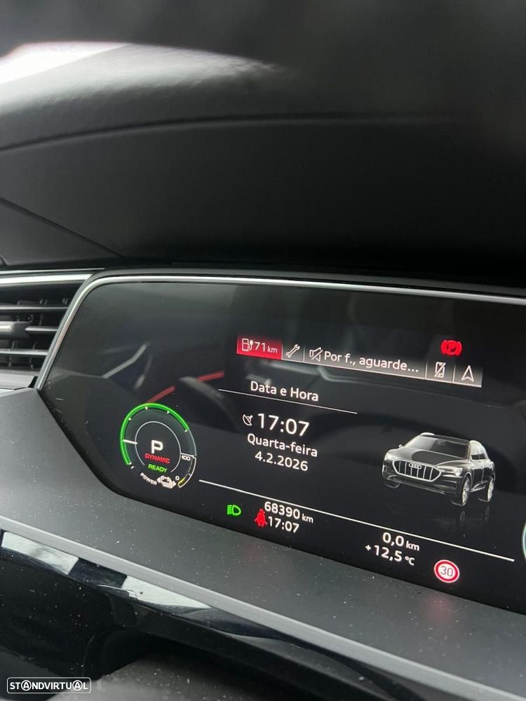 Audi e-tron 50 quattro S line - 12