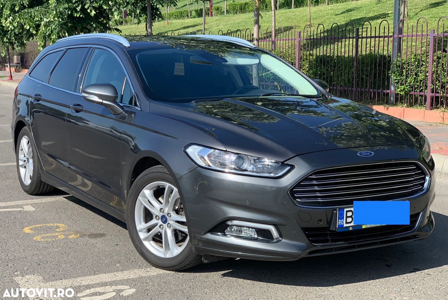 Ford Mondeo 2.0 TDCi Powershift Business - 1