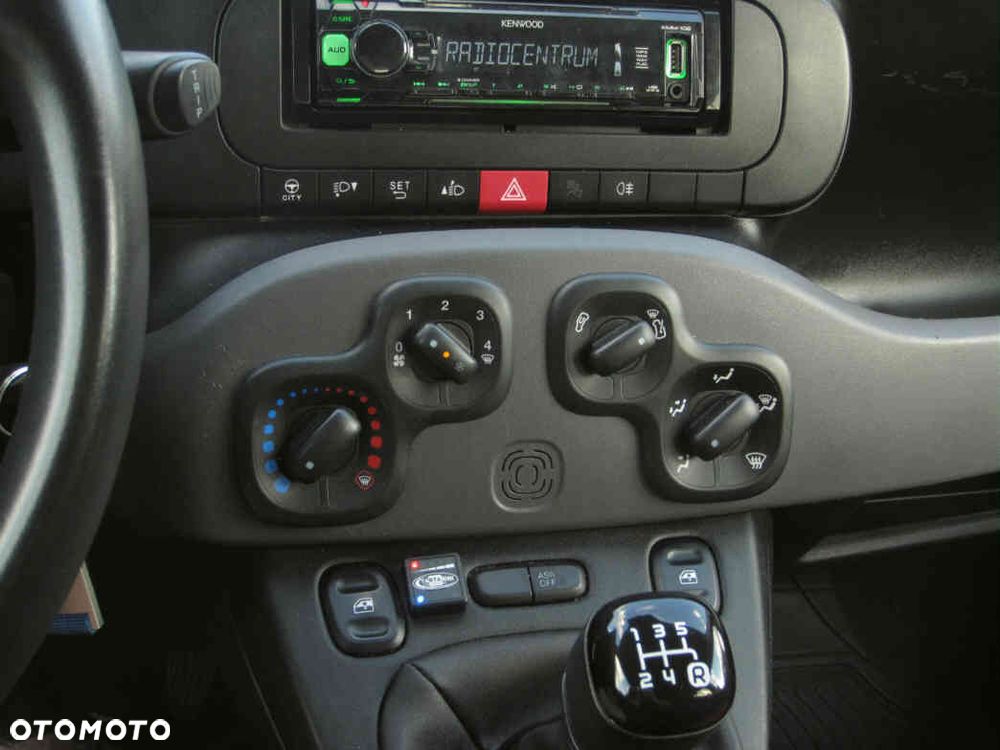 Fiat Panda 1.2 Lounge EU6 - 11