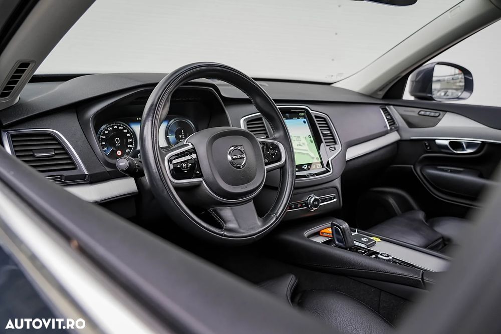 Volvo XC 90 T8 AWD Recharge Geartronic Inscription Expression - 11
