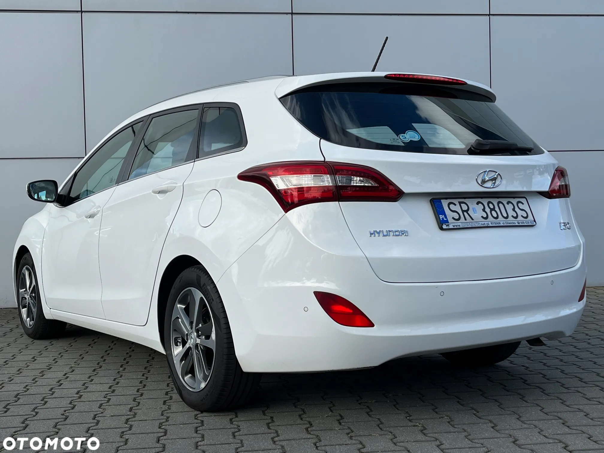 Hyundai i30 1.6 CRDi Comfort - 11