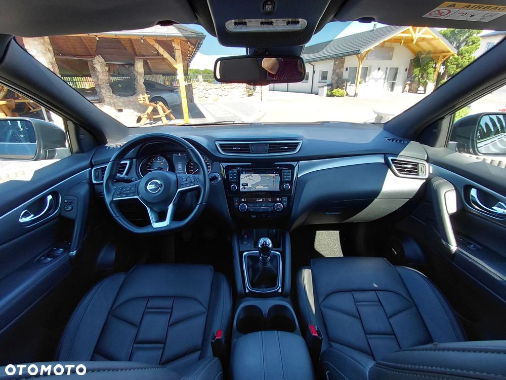 Nissan Qashqai 1.3 DIG-T Tekna+ - 24