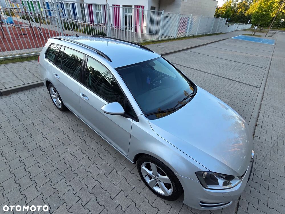 Volkswagen Golf 1.6 TDI BlueMotion Comfortline - 17