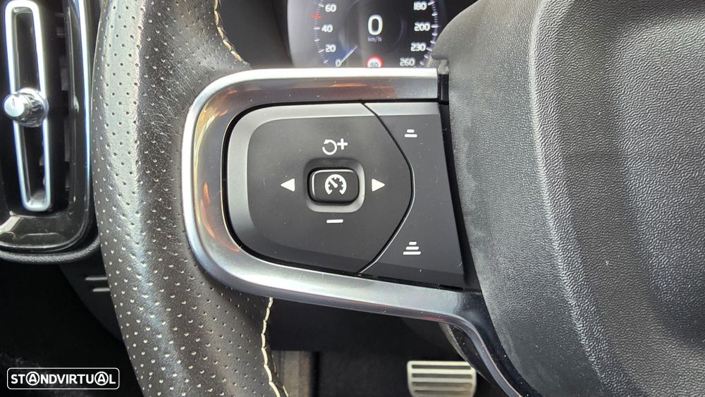 Volvo XC 40 - 15