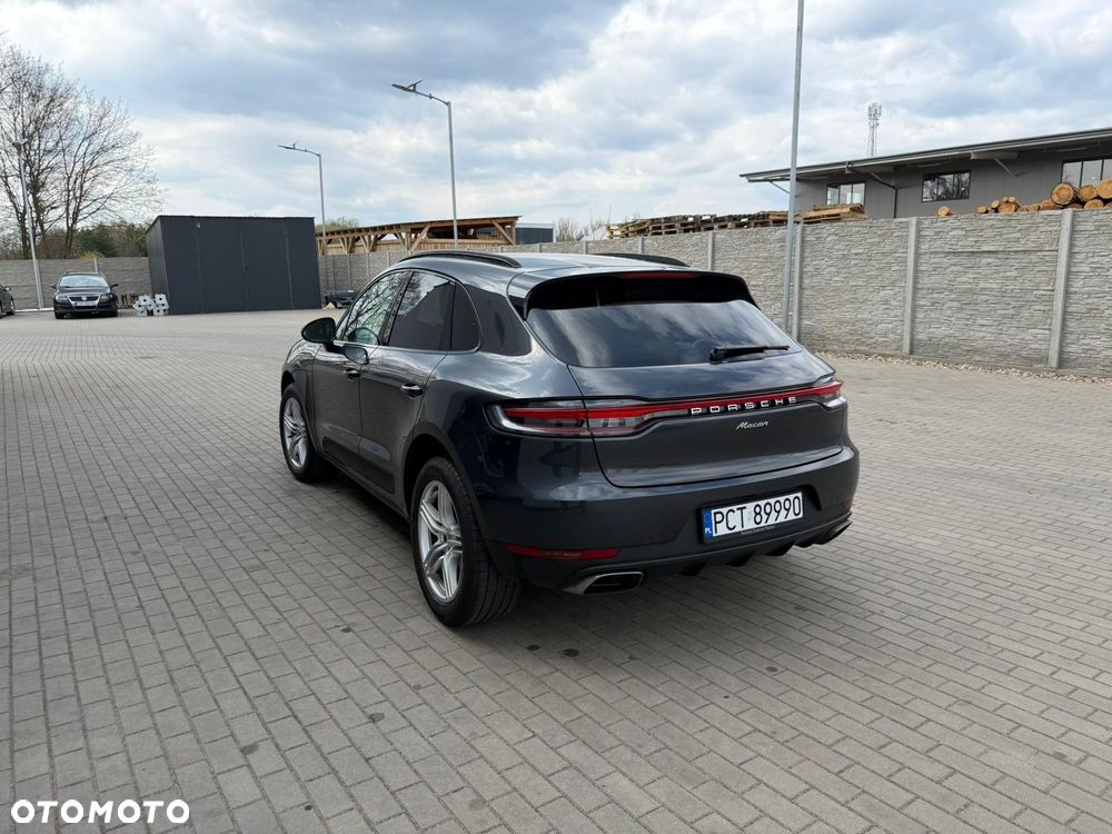 Porsche Macan - 2