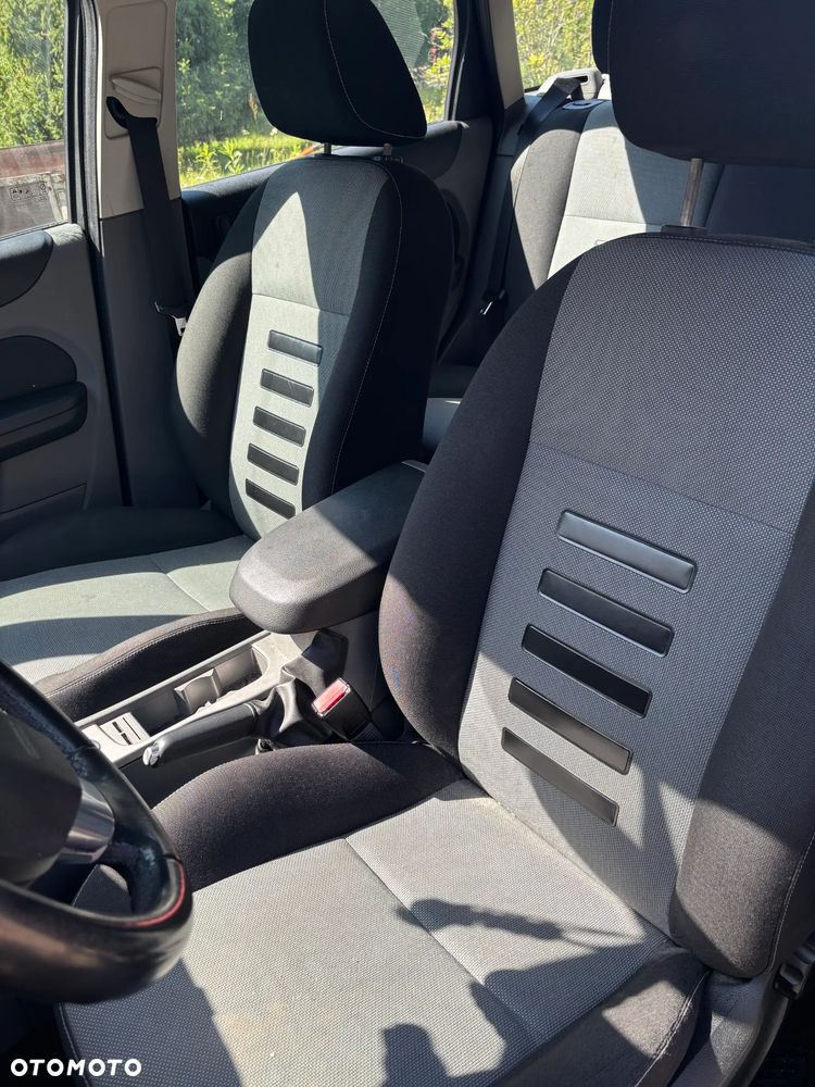 Ford Focus 1.6 Gold X - 11