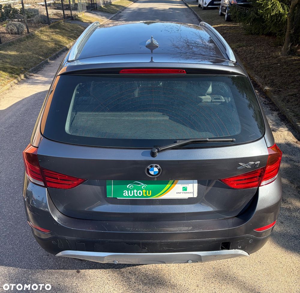 BMW X1 sDrive18d xLine - 11