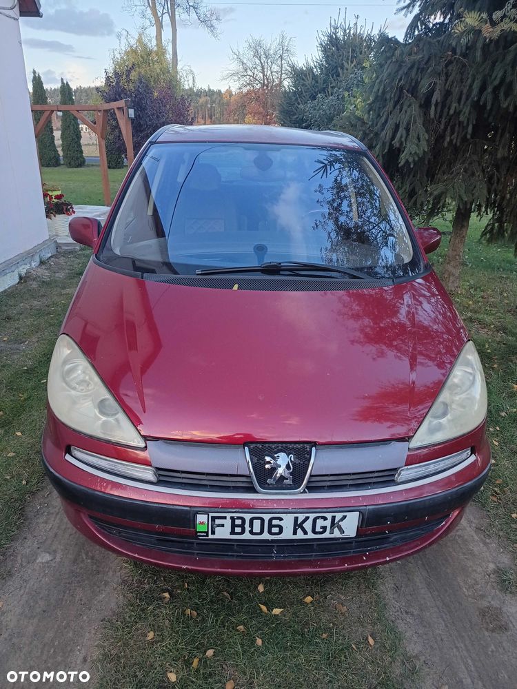 Peugeot 807 - 1