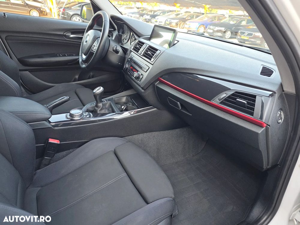 BMW Seria 1 118d Sport Line - 13