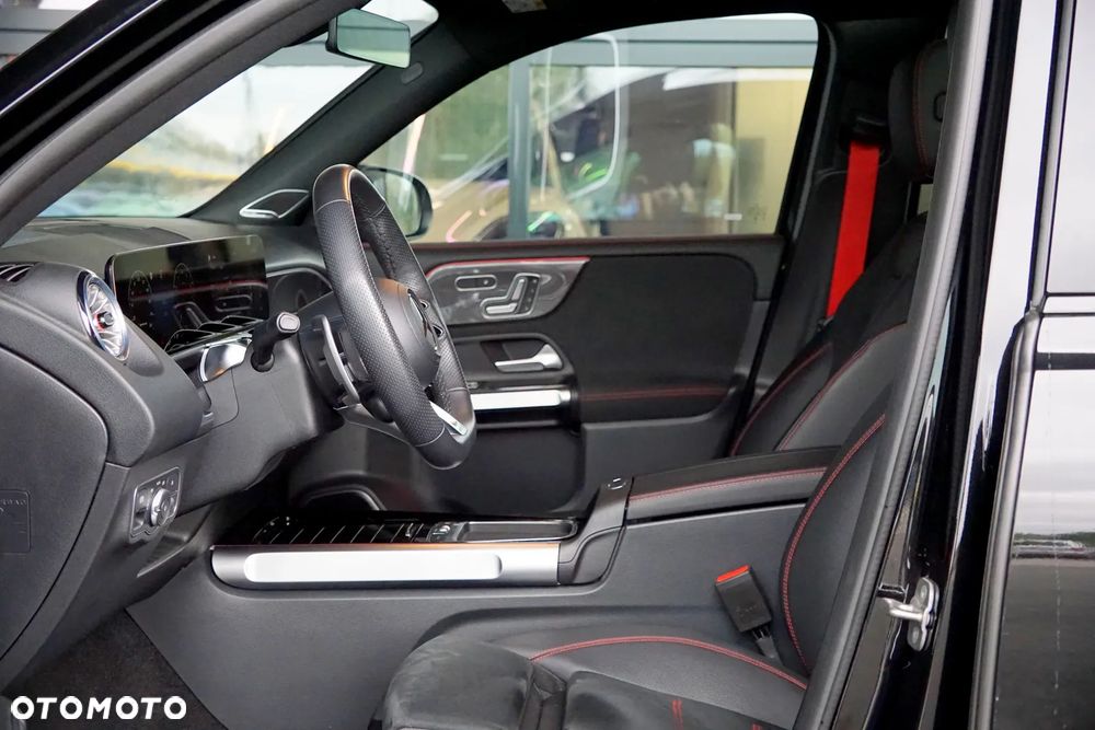Mercedes-Benz GLB AMG 35 4Matic AMG Speedshift DCT 8G - 19