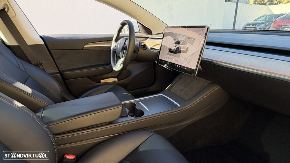 Tesla Model 3 Long Range Tração Integral - 28