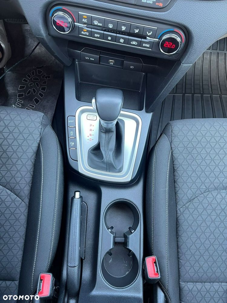 Kia XCeed - 38