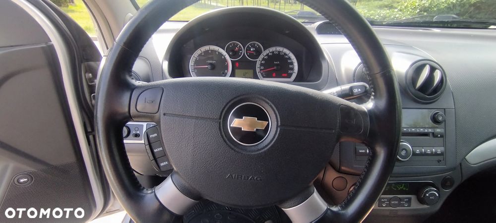 Chevrolet Aveo - 7