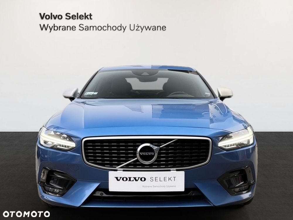 Volvo S90 - 2