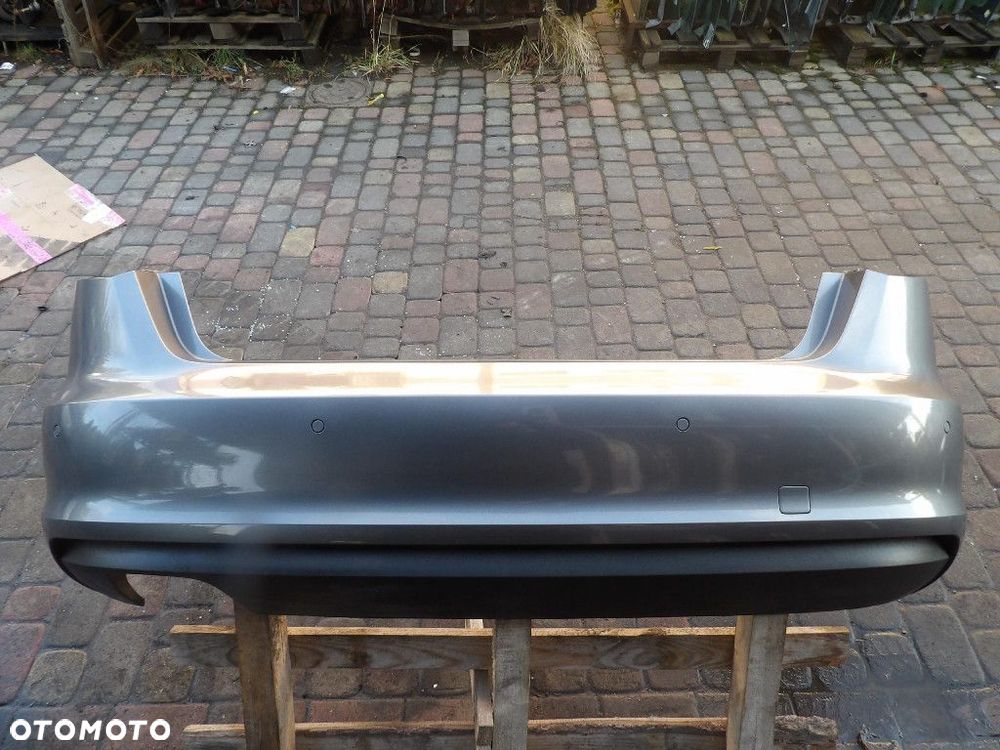 AUDI A3 8V HATCHBACK ZDERZAK TYŁ  LX7R