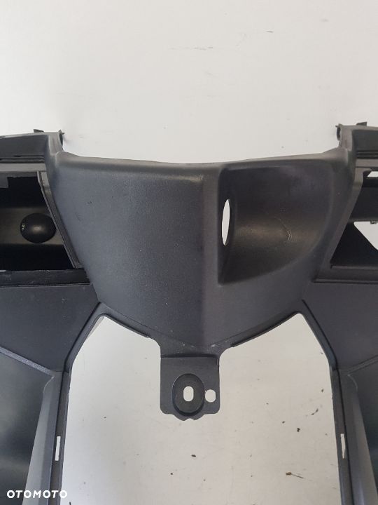 2009r Peugeot Satelis RS 125 Kokpit Osłona Kolan Podłoga - 4