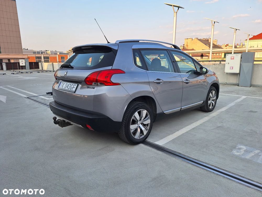 Peugeot 2008 1.6 BlueHDi Allure - 4