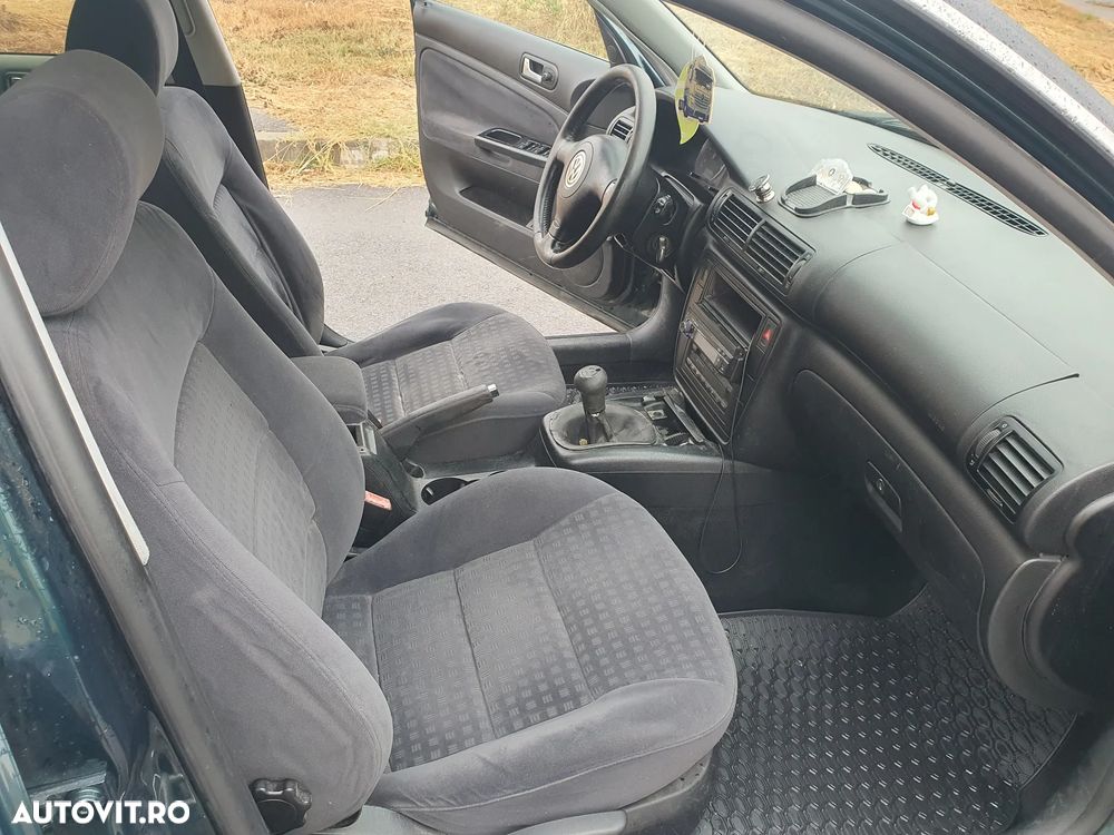 Volkswagen Passat 1.9TDI Basis - 16