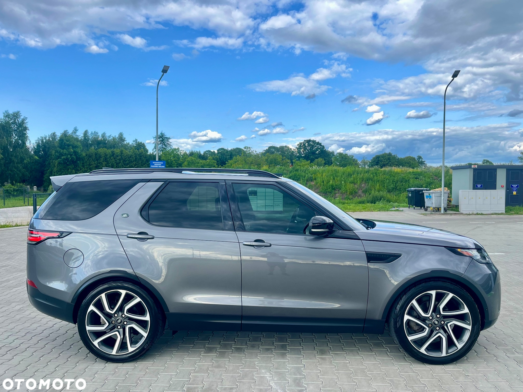 Land Rover Discovery 3.0 TD6 HSE Luxury - 8