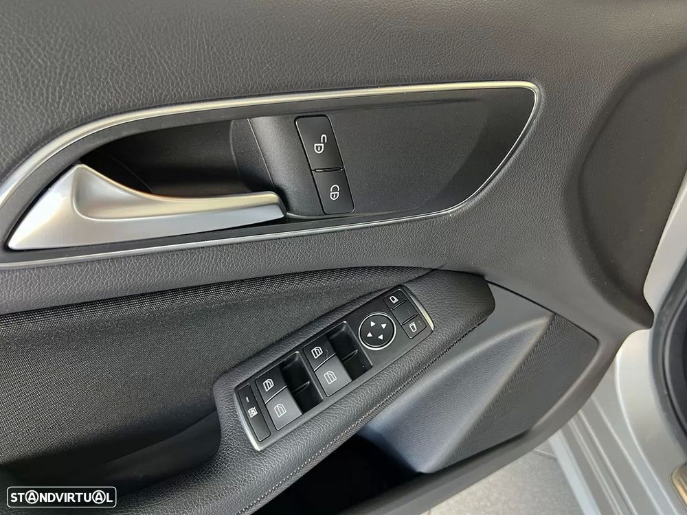 Mercedes-Benz A 180 d Style - 19