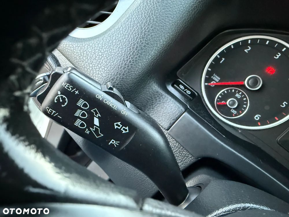 Volkswagen Tiguan 2.0 TDI DPF BlueMotion Technology Exclusive - 34