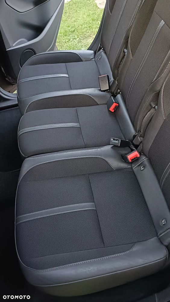 Ford C-MAX 1.0 EcoBoost Start-Stopp-System Champions Edition - 12