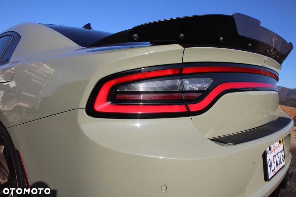 Dodge Charger 5.7 R/T - 10