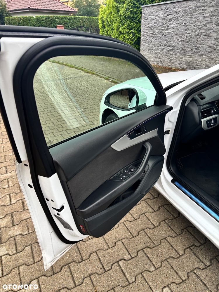 Audi A4 Limousine 35 TFSI mHEV Advanced S tronic - 10