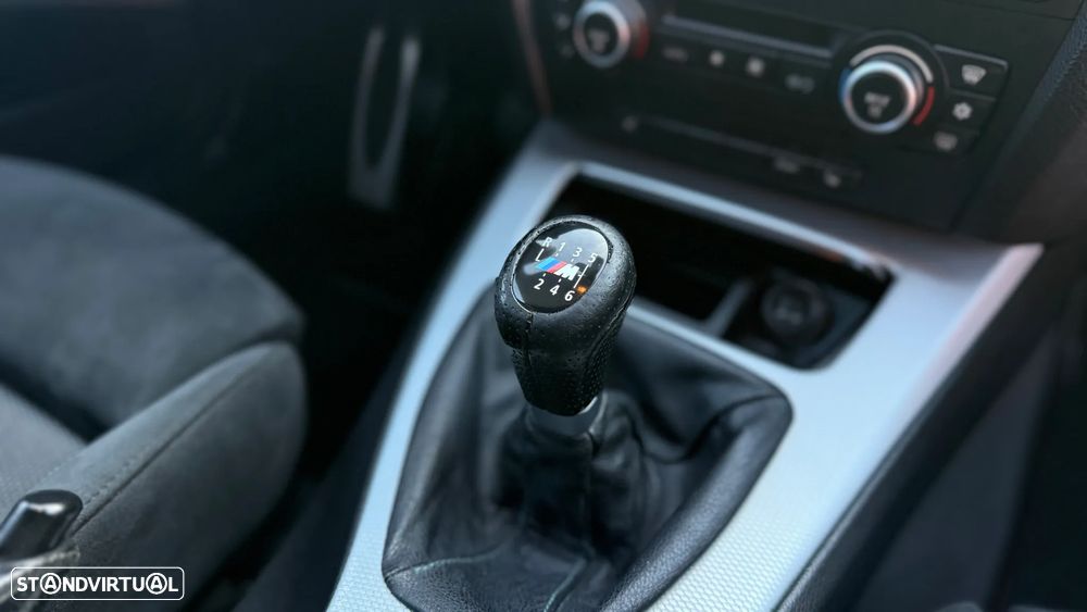 BMW 320 d Touring - 22