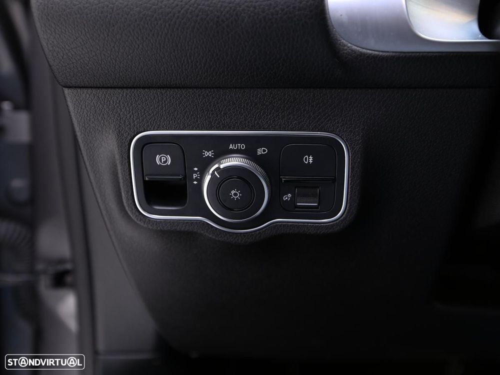 Mercedes-Benz EQB 300 4Matic AMG Line - 19