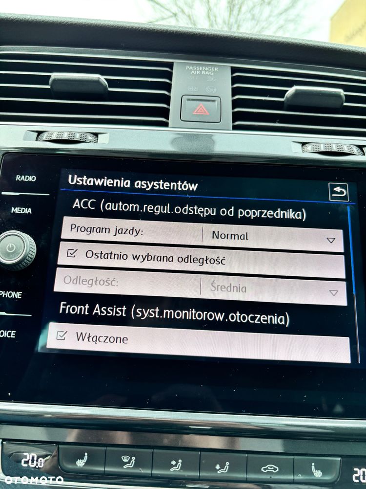 Volkswagen Golf 1.0 TSI Comfortline DSG - 12