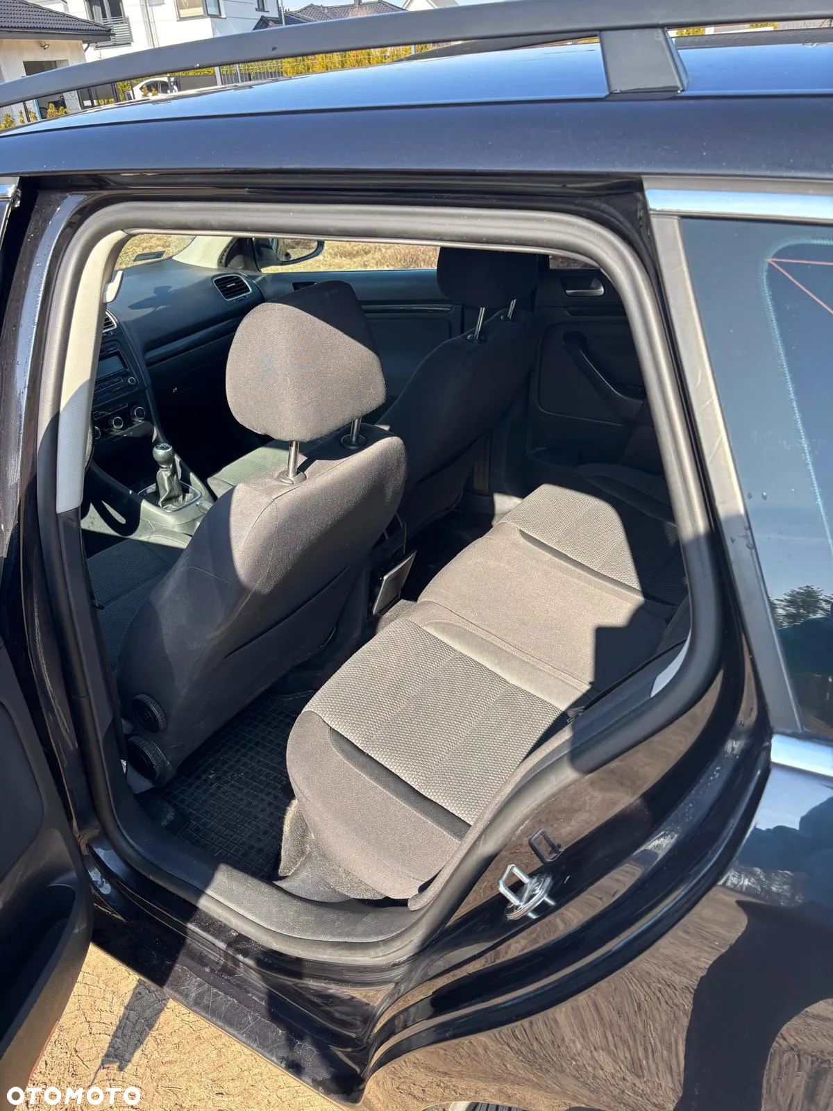Volkswagen Golf - 10